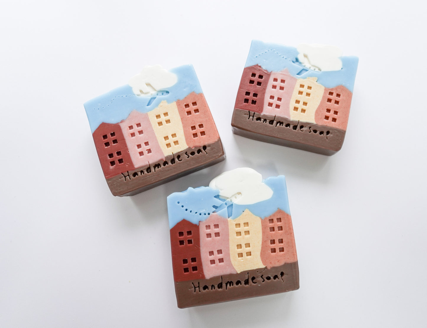 Colorful House 彩色小屋